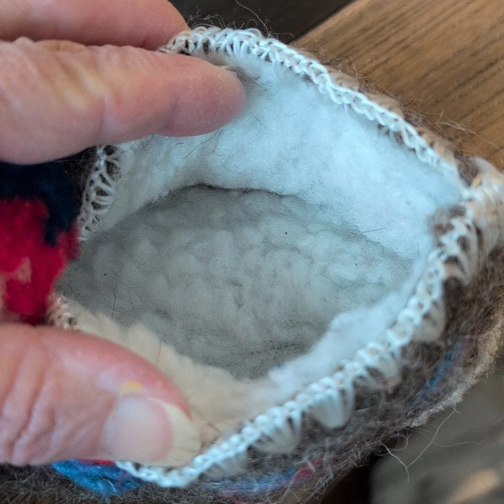 Greek pompom slippers wool toddler 8